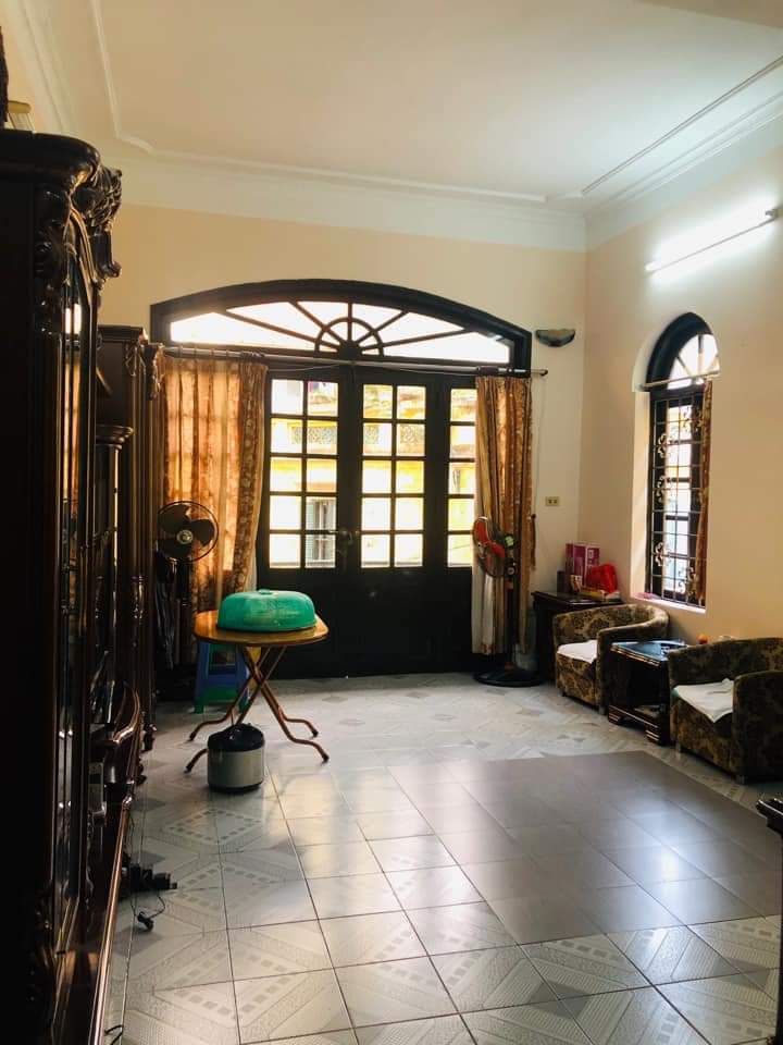 CẦN BÁN HOA HẬU HOÀN KIẾM - LÔ GÓC - 3 THOÁNG - KINH DOANH NGÀY ĐÊM.