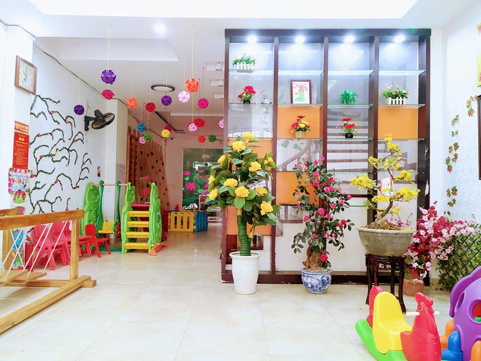 Bán nhà Mặt phố Yên Phụ.6 tầng thang máy, mặt tiền 6,5m. Lô góc 3 mặt thoáng