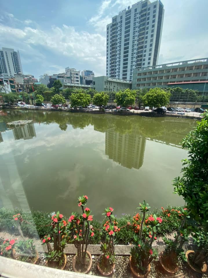 BIỆT THỰ VEN HỒ PHỐ LÊ ĐỨC THỌ