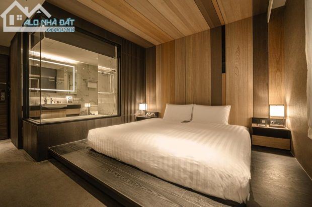 Bán nhà 24 Quán Sứ, phường Hàng Bông. DT 100m2 x8 tầng, MT 4.5m vuông vắn, 67 tỷ