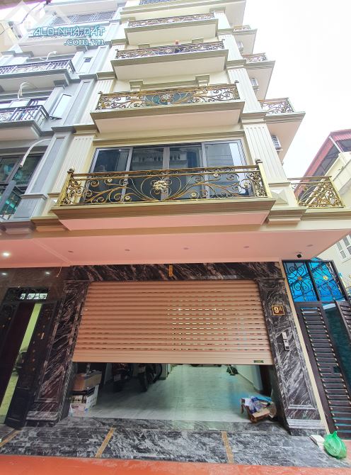 Bán nhà Phan Văn trường Cầu Giấy 65m2 5T MT 5m giá 13 tỷ .