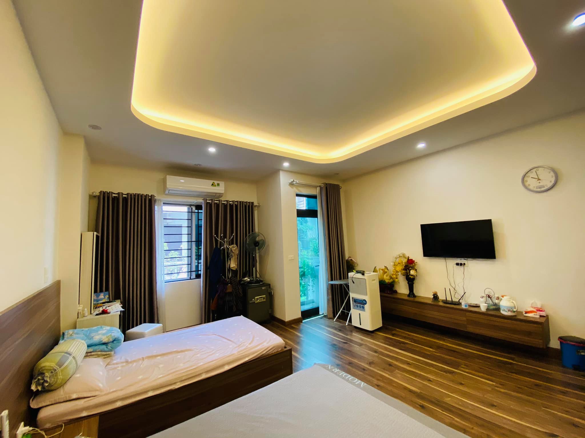 56m2