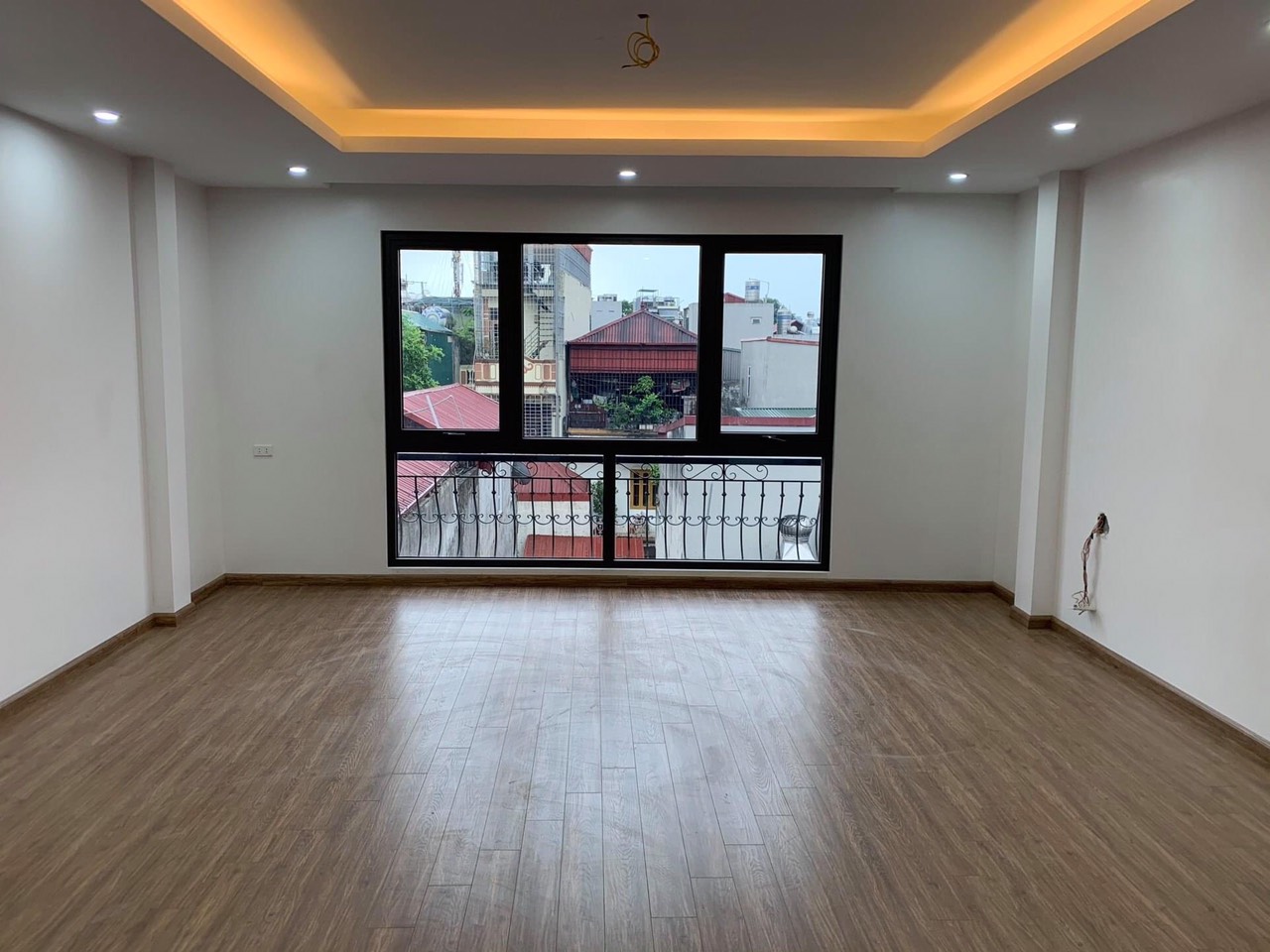 Nhà phân lô Hoàng Văn Thái Thanh Xuân 65m2 4 tầng 4m mặt tiền giá hơn 12 tỷ