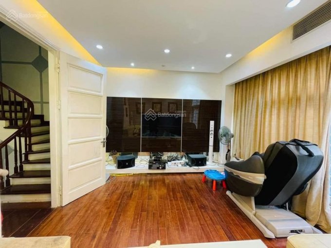 Bán nhà mặt phố Nguyễn Tuân, Thanh Xuân, thang máy, vỉ hè rộng, KD ngày đêm, 98m2, 6T, giá 22 tỷ