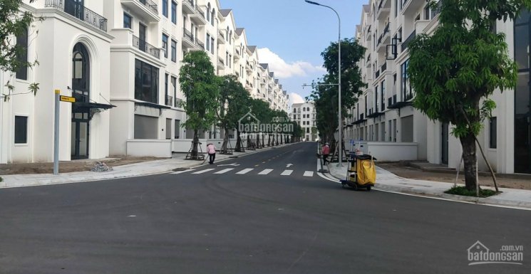 Chính chủ cần bán lại căn shophouse DT 120 m2 đất,vay 70%,ân hạn đến tháng 3/2023