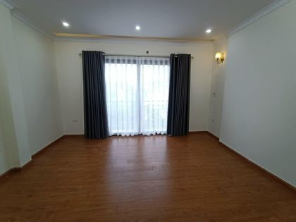220m2