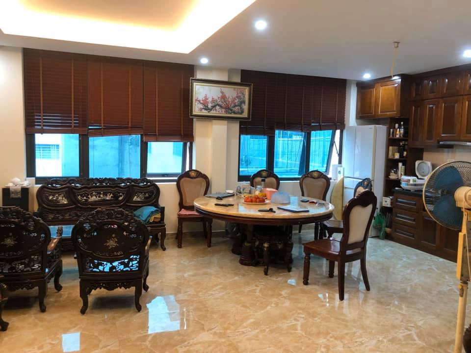 Bán nhà đường Bưởi – 64m2 x 6 tầng- Giá 13.2 tỷ