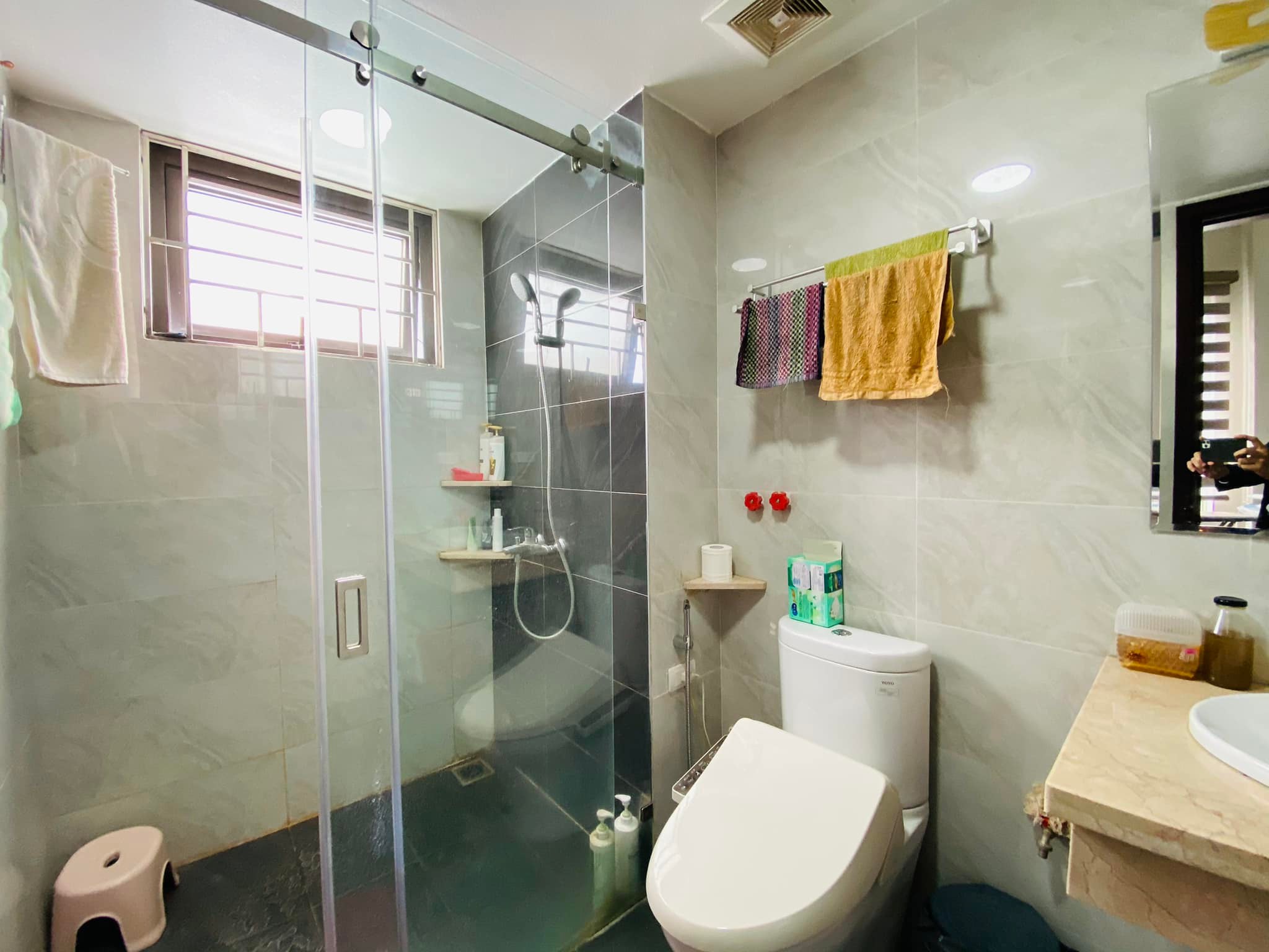 CON DÂU BÁN NHÀ MẸ CHỒNG NGÕ IHOÀNG VĂN THÁI 14TY5 NHÀ 6 TẦNG CHỖ TRÁNH 73M2 TRUNG TÂM Thanh Xuân