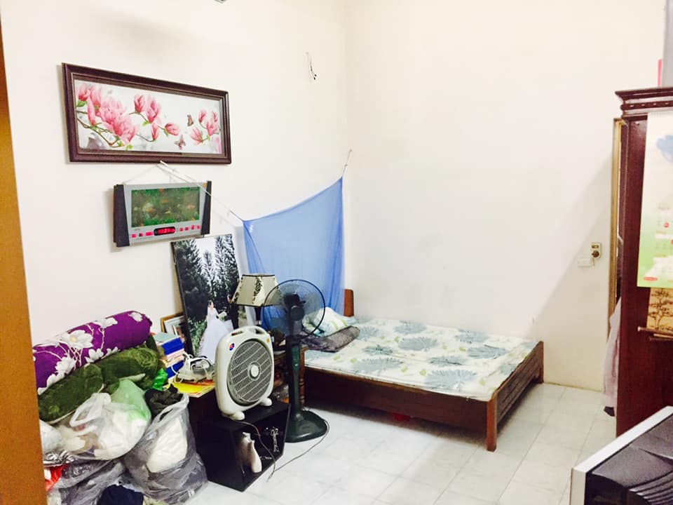 Nhà 1 tầng ngõ ô tô tránh vỉa hè rộng 131M2 KINH DOANH giá chỉ 35 Tỷ