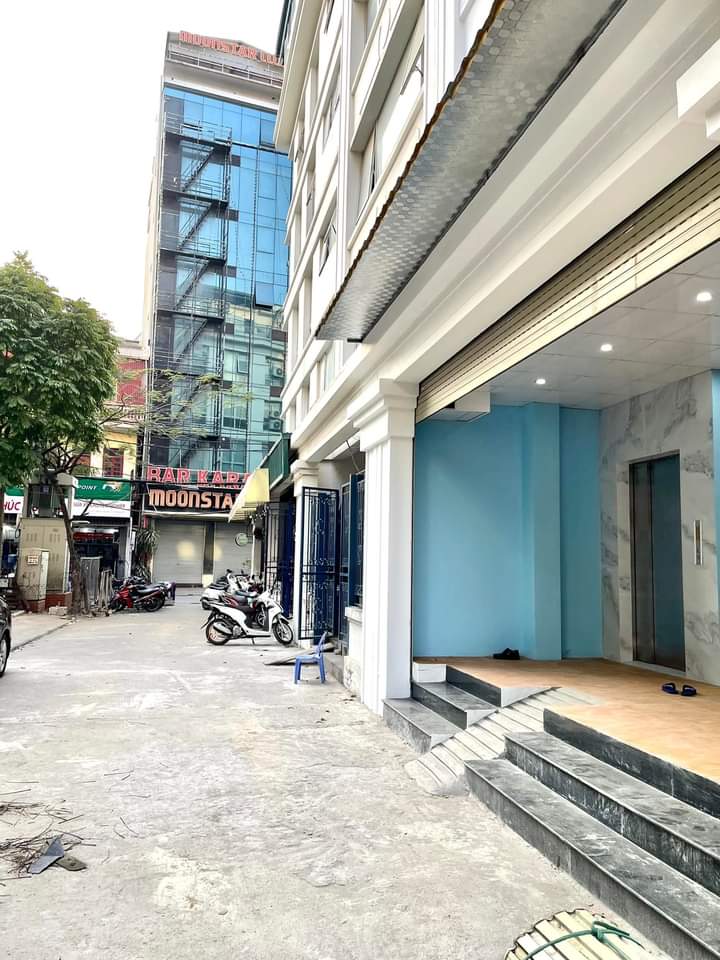 Phân Lô - Nguyễn Hoàng - Nam Từ Liêm - Kinh Doanh - Thang Máy