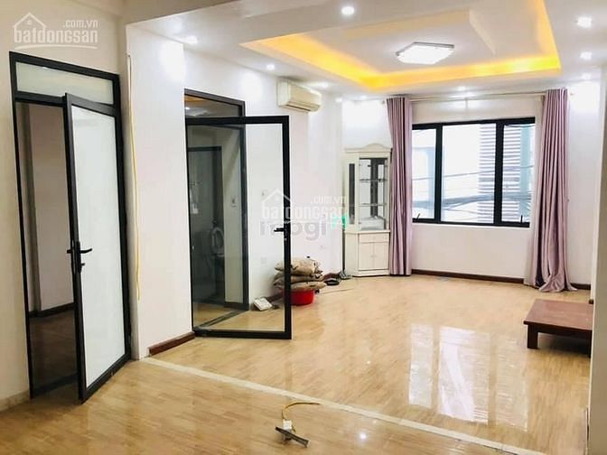Cần bán gấp nhà Mặt phố Nguyễn Khang giá 28 tỷ, 65mx7 tầng, thang máy,