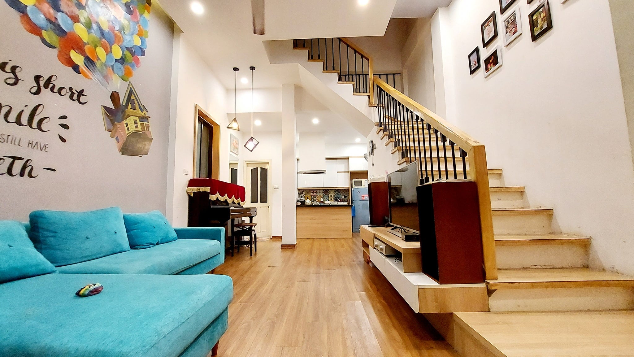 Bán gấp nhà Mặt Phố Bà Triệu, Hoàn Kiếm, 44m x 2 tầng, MT 3,7m chỉ 24 tỷ