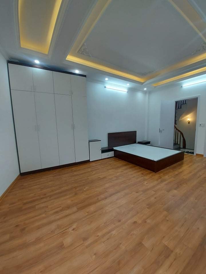 Tòa nhà cao cấp chuyên cho người Nhật – Hàn thuê, Đào Tấn Ba Đình, 113m2, giá 15 tỷ