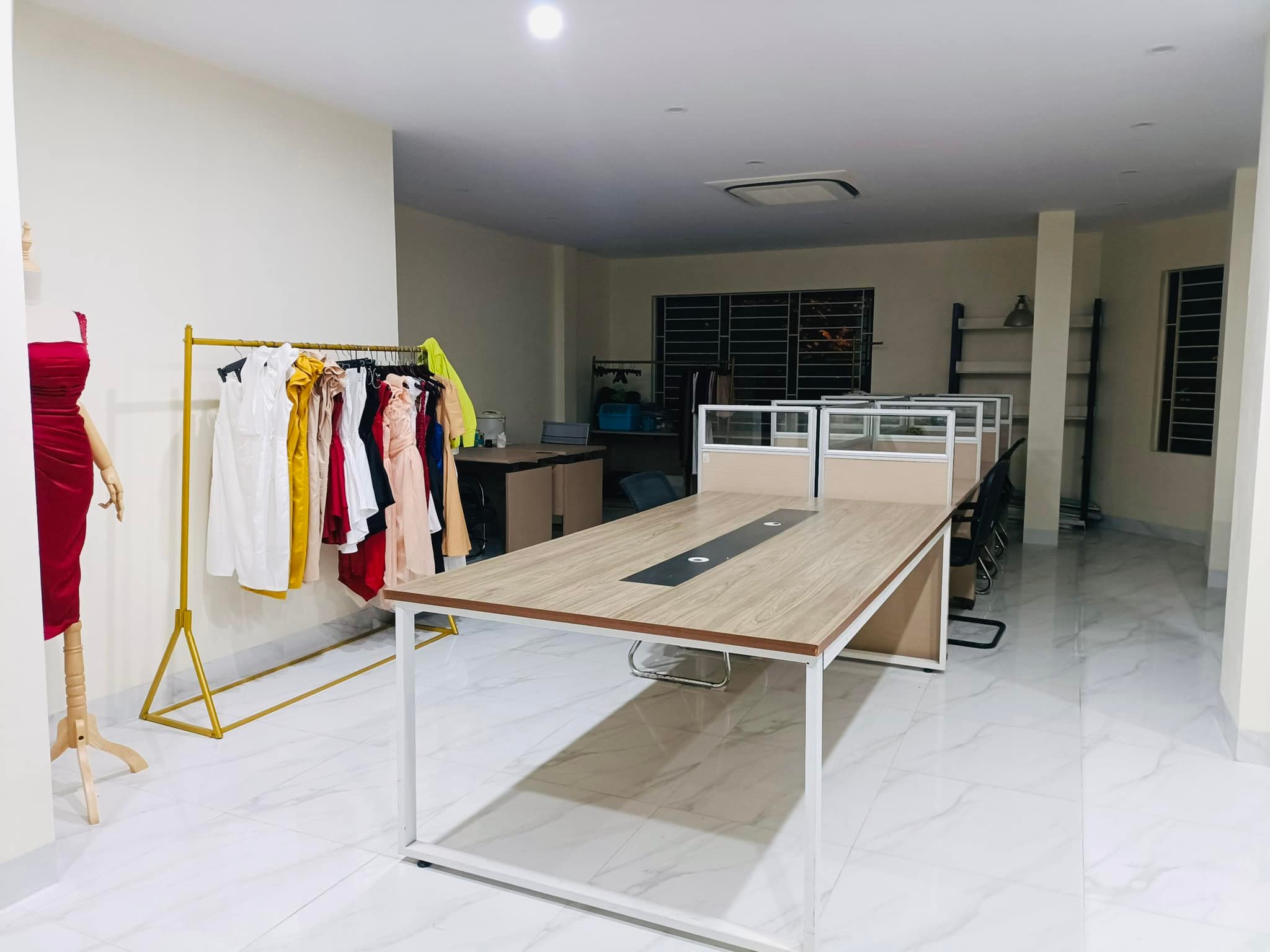 Mặt phố Nguyễn Văn Ngọc, Ba Đình, 72m2, giá: 28 tỷ, 6 tầng, mt: 4.5m, cho thuê 30 triệu/th