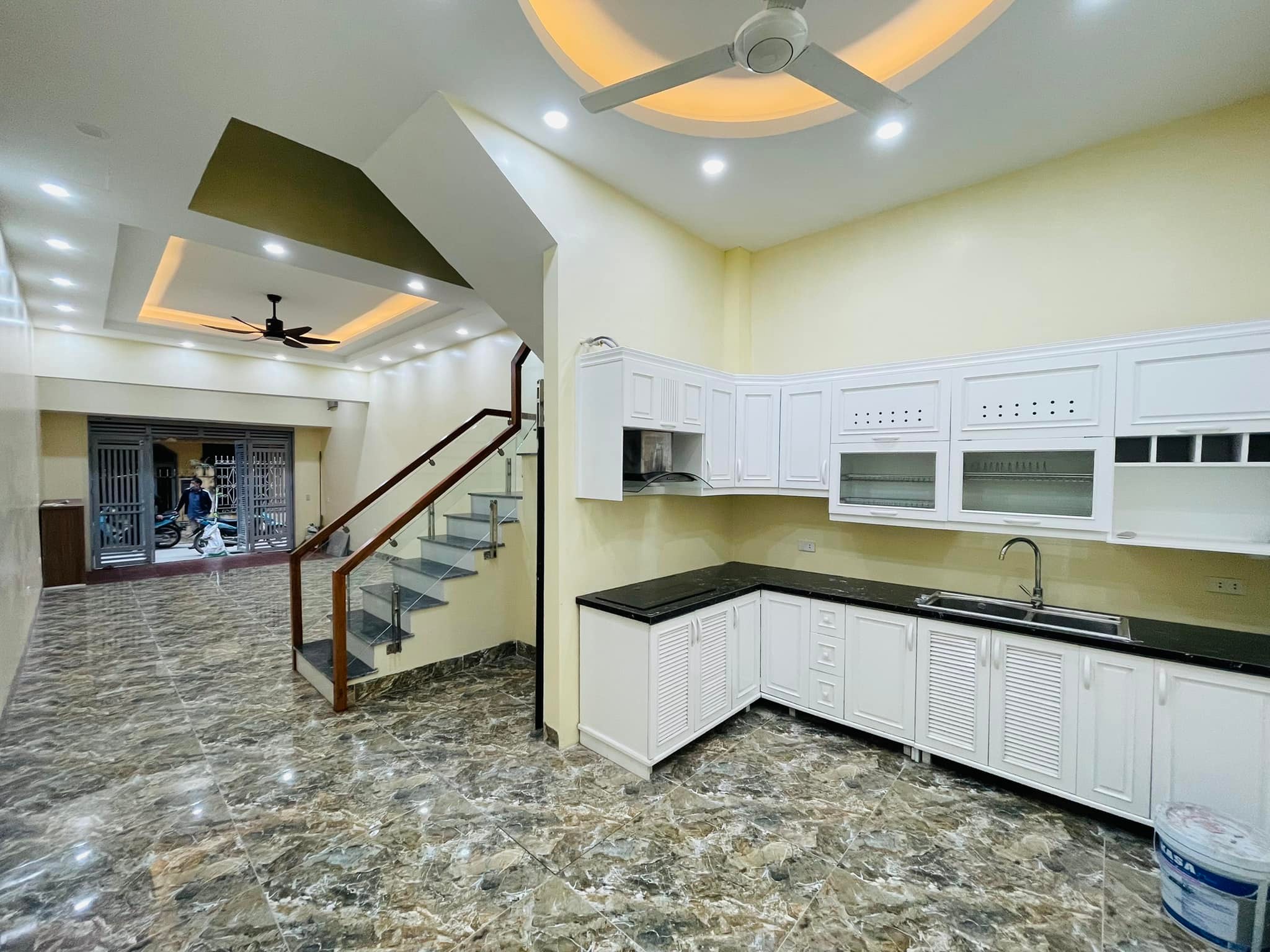 Phố Lê Trọng Tấn, Thanh Xuân, phân lô quân đội, ô tô vào nhà, 66m2, mặt tiền 4.6 mét, giá 11.5 tỷ