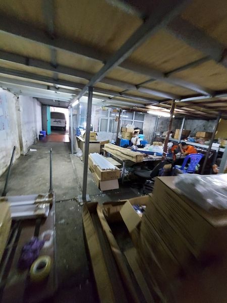 Bán nhà đường Giáp Bát- 274m2 x 5 tầng- Giá 20.9 tỷ