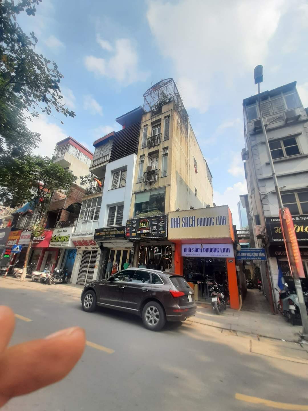 MẶT PHỐ KINH DOANH SẦM UẤT NGÀY ĐÊM- ĐỘI CẤN- BA ĐÌNH-DT 46m2-5T-MT 3m-Giá 12,7 tỷ.