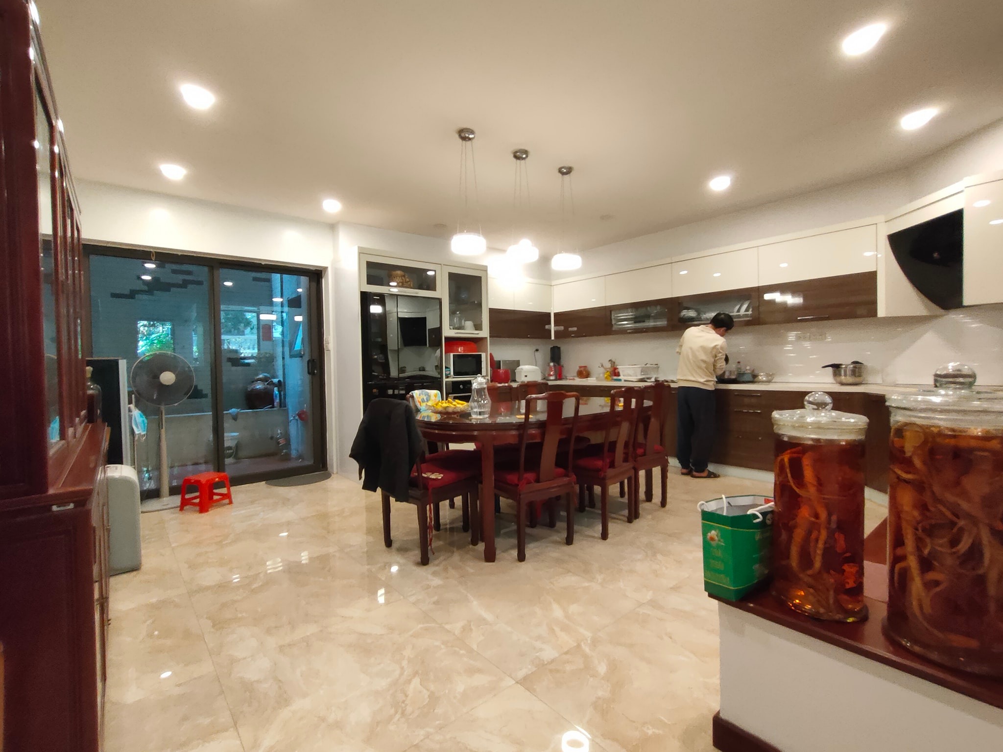 Tòa building 8 tầng Trần Duy Hưng - 99m2 - MT 8m - Thang máy - Ô tô - KD khủng - 26.5 tỷ