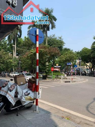 Bán nhà Trung tâm Quận Hoàn Kiếm. Hà Nội.