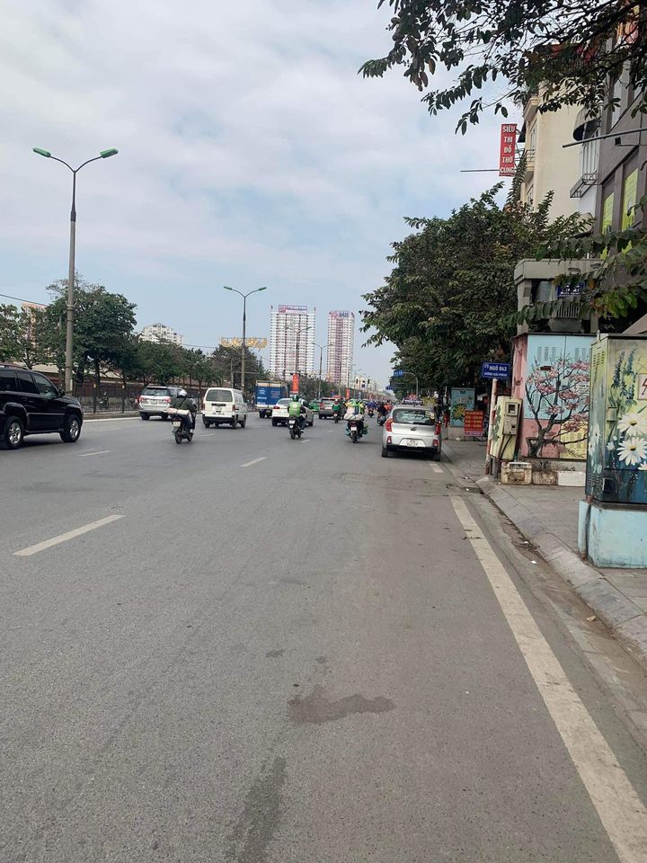 Bán nhà Giải Phóng, 166m2, mt 7.7m, 39 tỷ