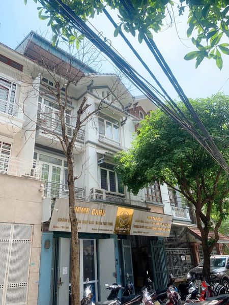 ĐẲNG CẤP PHÂN LÔ - MẶT TIỀN TO - ĐƯỜNG 3 Ô TÔ TRÁNH - CHO THUÊ THU DÒNG TIỀN ỔN ĐỊNH.