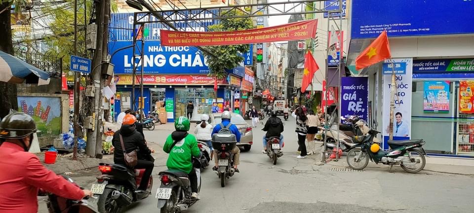 MẶT PHỐ MỸ ĐÌNH - KINH DOANH SẦM UẤT - DIỆN TÍCH 75M - 6 TẦNG THÔNG SÀN THANG MÁY - MẶT TIỀN RỘNG 4M - GIÁ 19,5 TỶ.