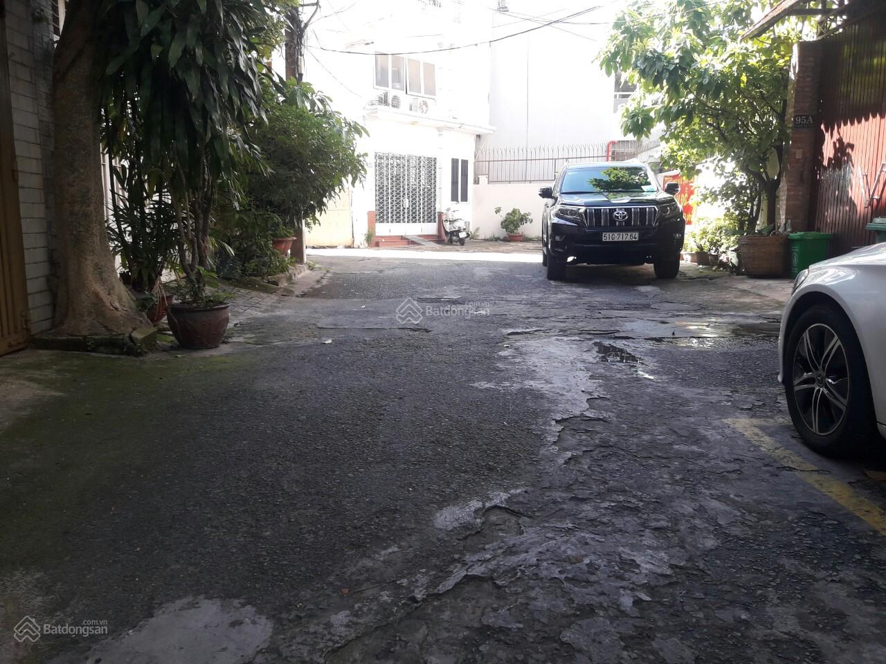 Biệt thự Nguyễn Cửu Vân hẻm 9m, P. 17, Q. Bình Thạnh, 28 tỷ 8,2m x 18m 143 mét vuông