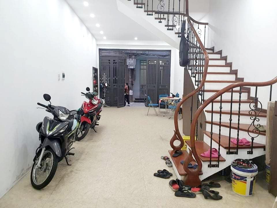 NHÀ MỚI ĐẸP - NGÕ THÔNG - KHU PHÂN LÔ BỘ QUỐC PHÒNG - Ô TÔ CHẠY VÒNG QUANH