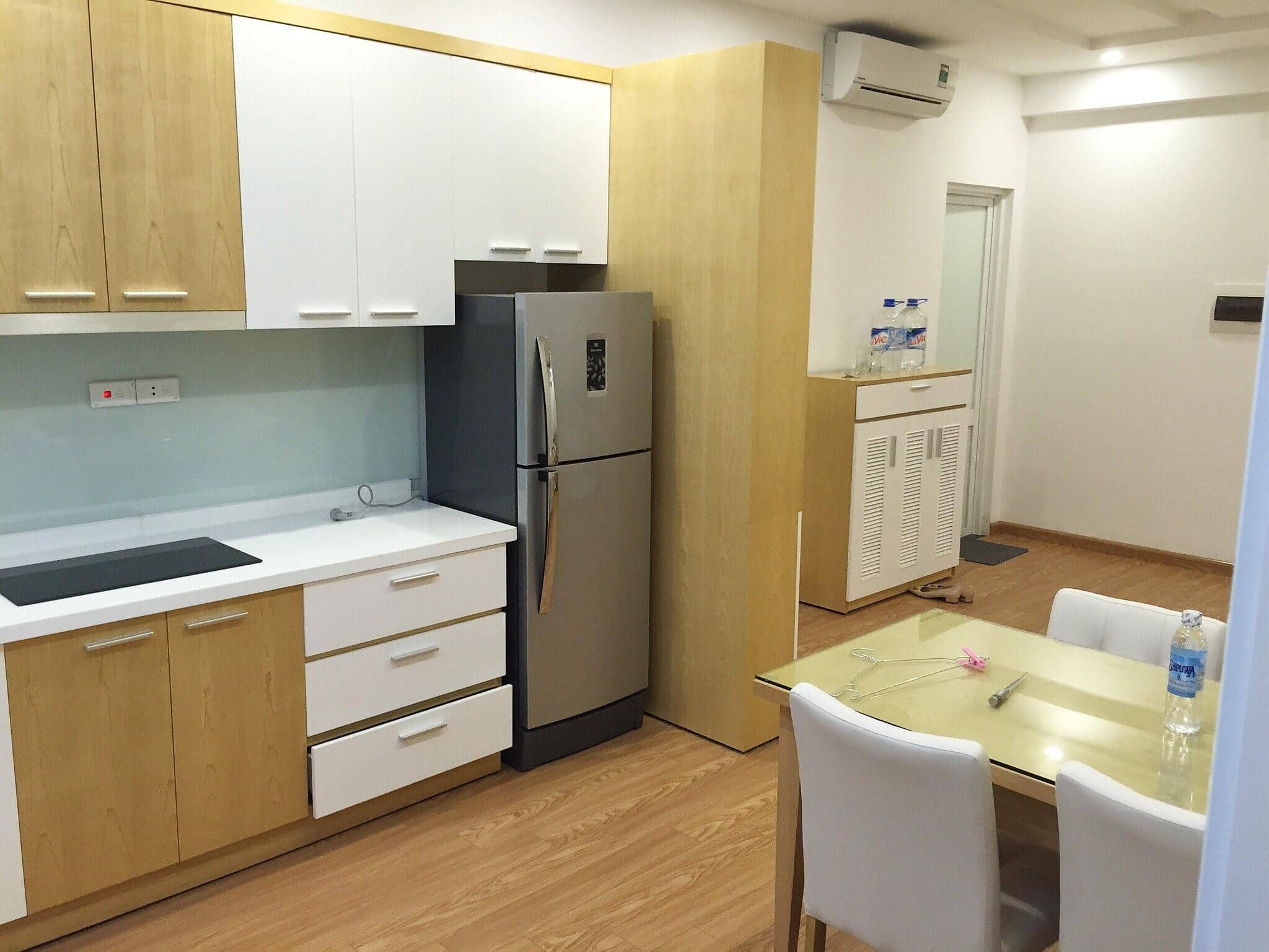 Nhà siêu đẹp lô góc, mặt tiền lớn, ô tô dừng đỗ, Tô Ngọc Vân, 27.5 tỷ, 105m