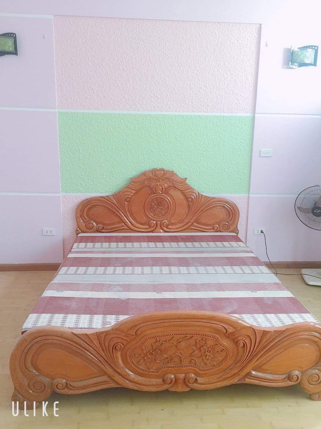 Cần bán gấp nhà Hoàng Văn Thái DT 92m2*4 tầng, giá 12 tỷ