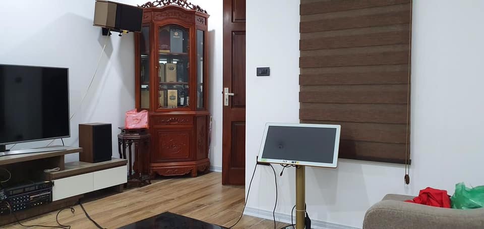 Bán Nhà Mặt Ngõ 49 Huỳnh Thúc Kháng Đống Đa, 56m2, 5 Tầng, ô tô tránh, KD, Giá 12.5 Tỷ