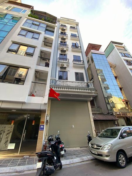 KHÁCH SẠN-CĂN HỘ DỊCH VỤ NGÕ TO NHƯ PHỐ - VỈA HÈ. 7 TẦNG THANG MÁY MỚI CỨNG.