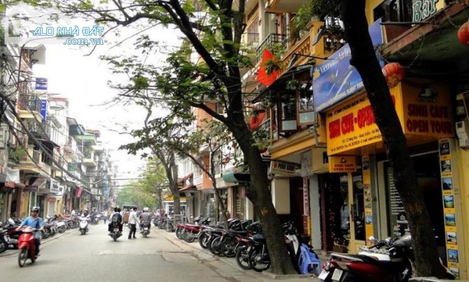 BÁN NHÀ MẶT PHỐ HÀNG BÒ 48m2 3 TẦNG GIÁ:17.35 TỶ. KINH DOANH