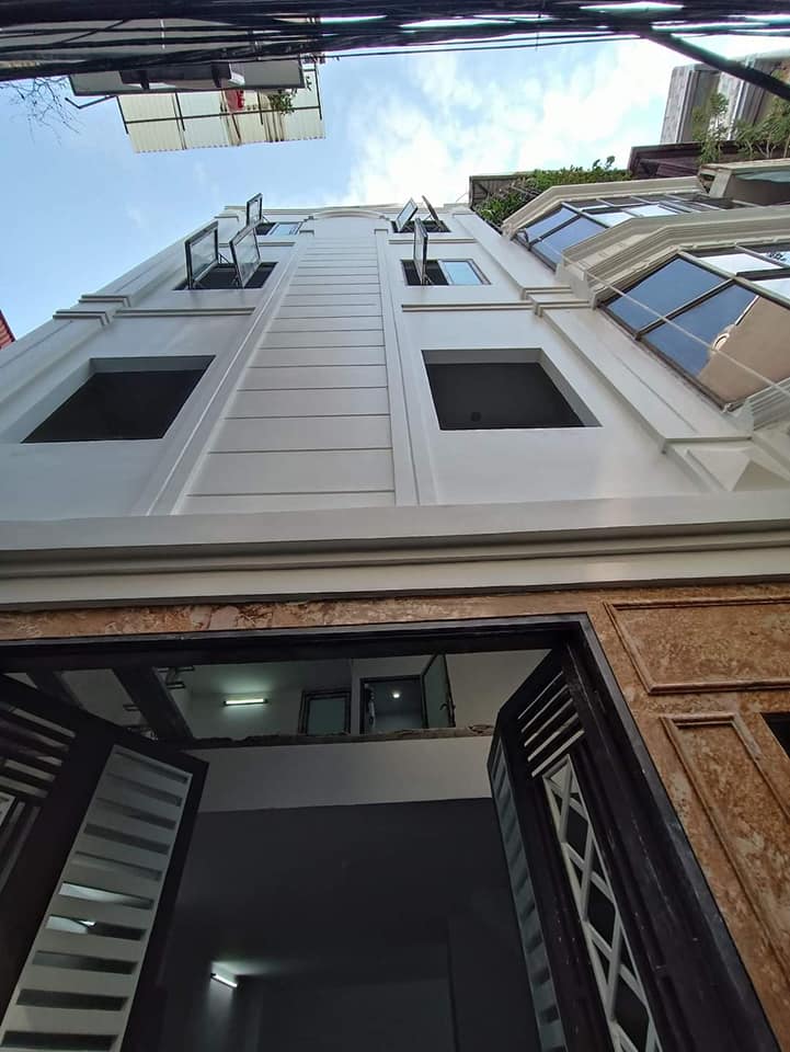 Bán gấp TT Ba Đình, 7 Tầng Thang Máy, 12 Căn Hộ, Thu 70triệu/tháng, giá 11 Tỷ