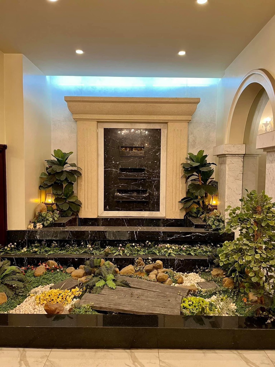 Bán nhà mặt phố La Thành, 126m2 mặt tiền 8m, mặt phố kd, không vướng quy hoạch