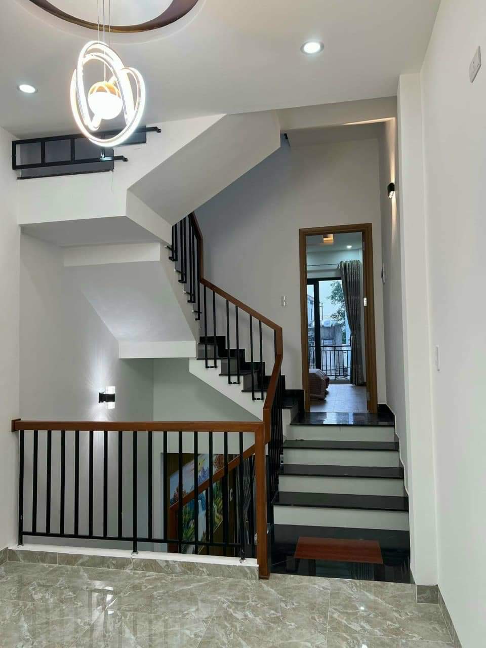 BÁN NHÀ 46M2 X 5T, MT 4.5M, Ô TÔ TRÁNH, VỈA HÈ KINH DOANH, GIÁ HƠN 10 TỶ - TT ĐỐNG ĐA.