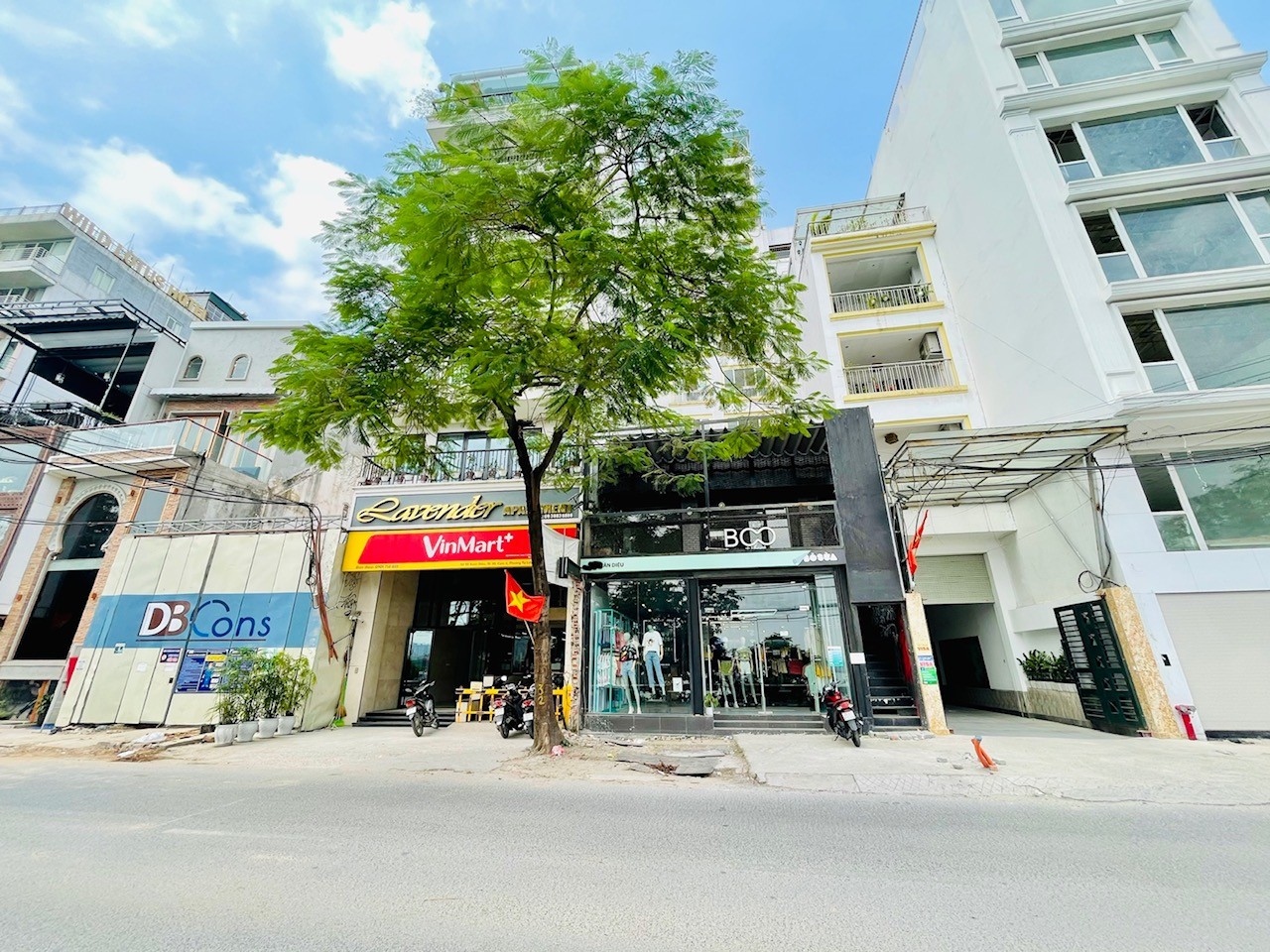 Bán gấp: Mặt phố Phương Liệt, kinh doanh, văn phòng, vỉa hè, mặt tiền 5.2m