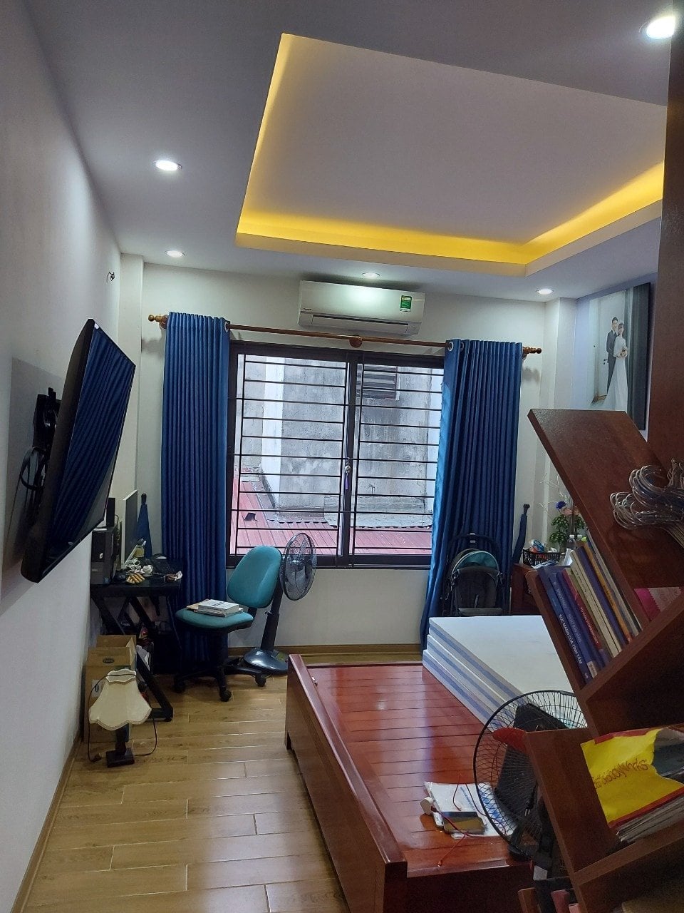 Tòa Nhà văn phòng 9 Tầng MP Khúc Thừa Dụ -1080M2 sàn-MT 7.7M-84 Tỷ