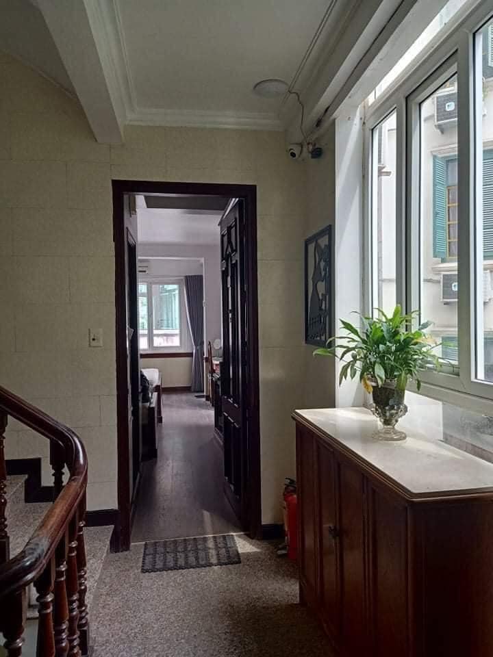 Bán nhà Mặt Phố Xã Đàn, Đống Đa diện tích 120m2 mặt tiền 9m giá 70 tỷ