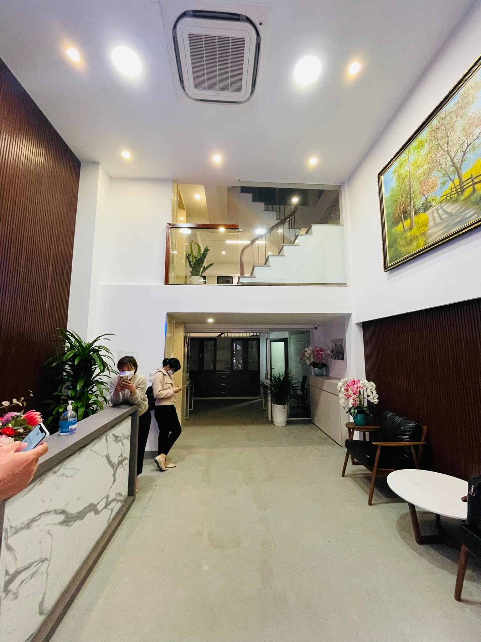 CẦN BÁN nhà PHÂN LÔ 55m2, MT 5m Thái Hà,Đống Đa, Ngõ Thông, Ô Tô Tránh THANG MÁY,Ở,KD,VP