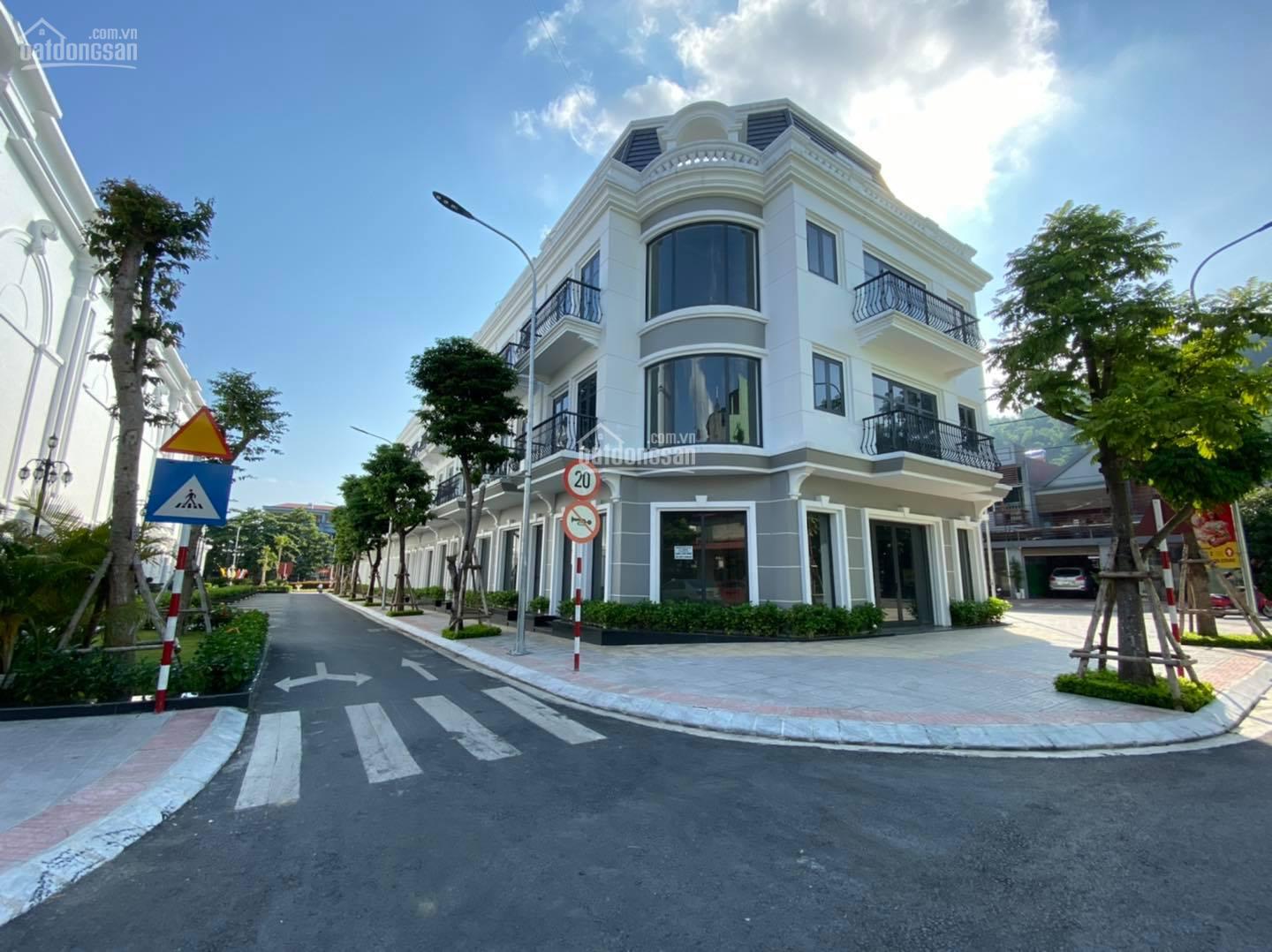 130m2