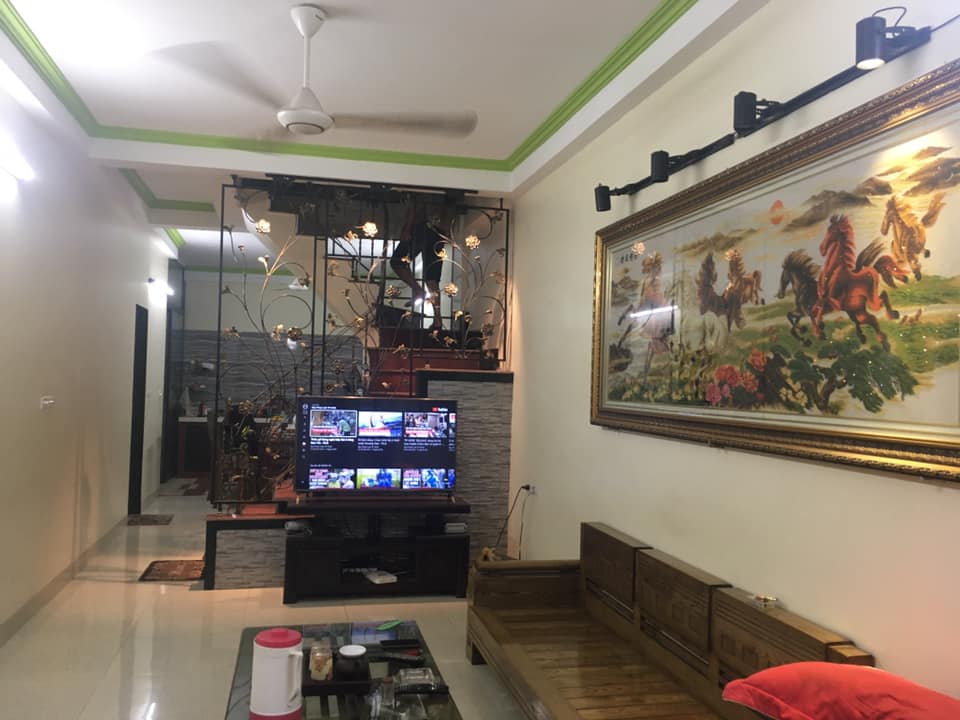 Bán tòa nhà văn phòng cho thuê ngõ 49 Huỳnh Thúc Kháng, 95m2, lô góc MT 16m, 35,5 tỷ