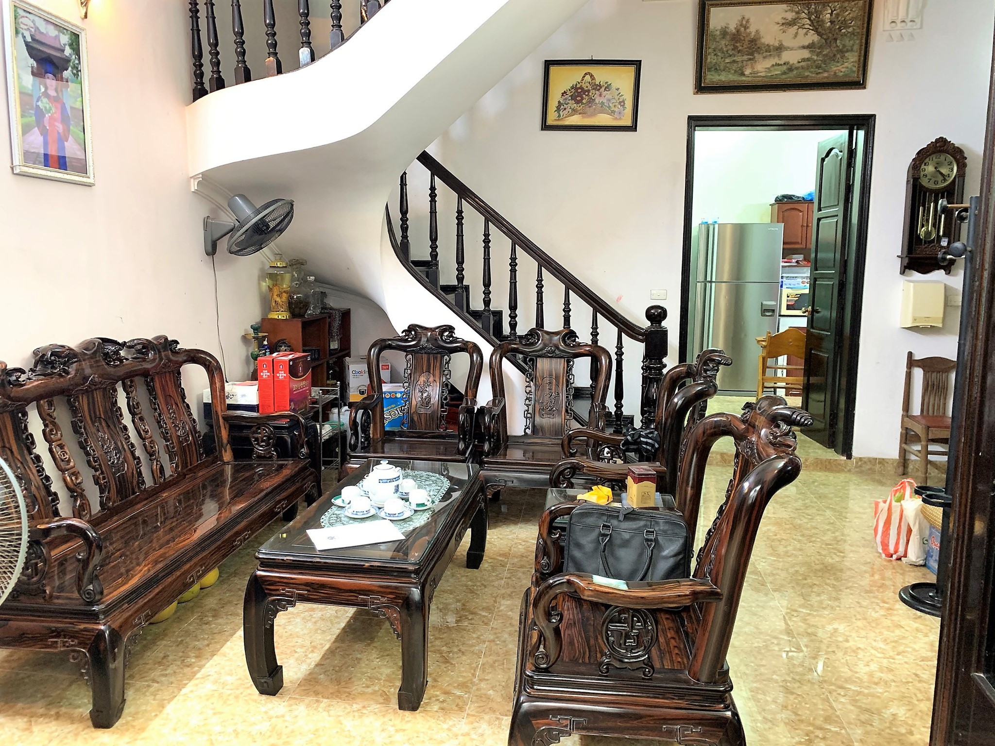 Bán Nhà Mặt phố Thụy Khuê Tây Hồ, Vị trí đẹp KD đỉnh, 40m MT 4m, giá 11 tỷ 2.