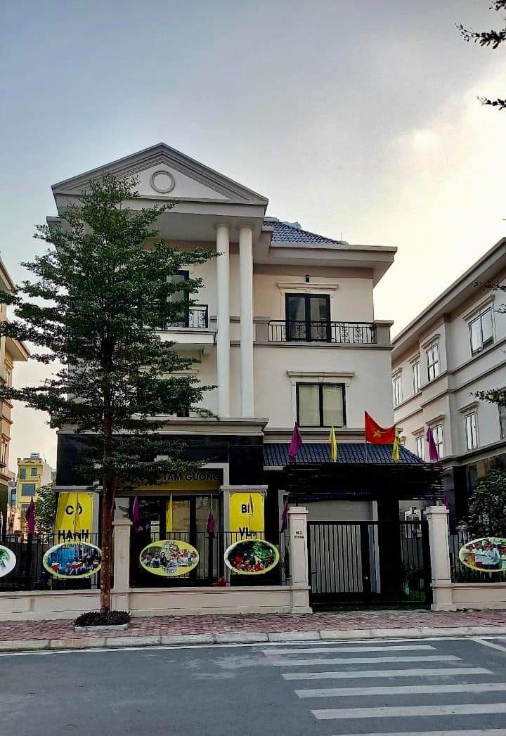 BIỆT THỰ KĐT KIẾN HƯNG-HÀ ĐÔNG-ÔTÔ KINH DOANH ĐỈNH-DT 303m2-4T-MT 15m-Giá 28,3 tỷ.