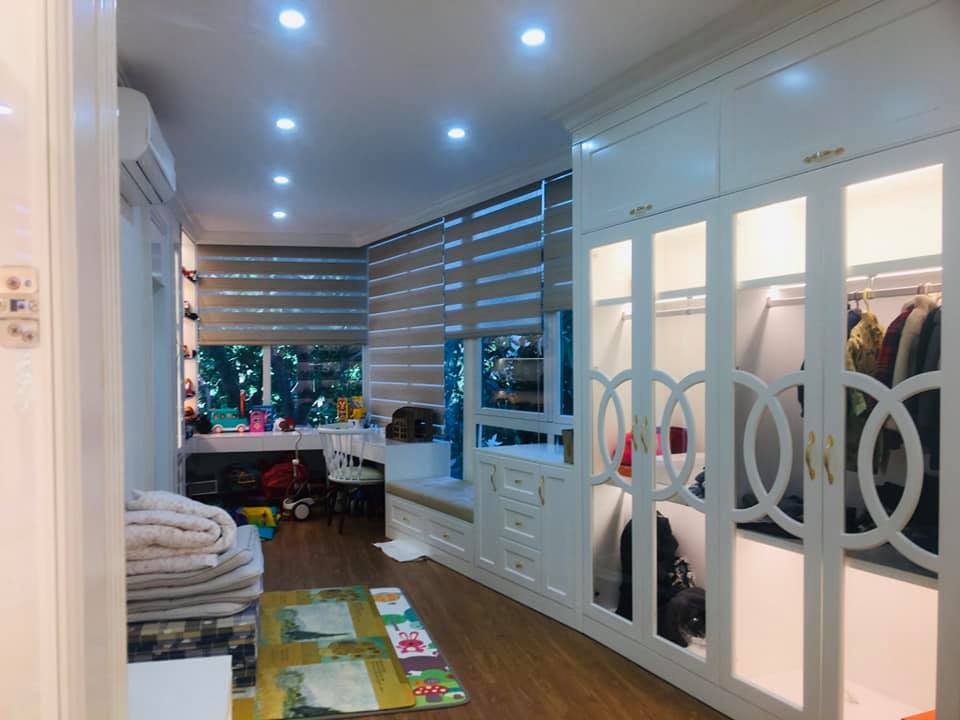 Bán nhà Quan Hoa, Cầu Giấy, 110m2, mt 6,5m, thang máy, 27 phòng khép kín, chỉ 18 tỷ.