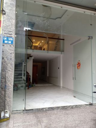 Bán nhà hẻm xe hơi 10m Nguyễn Đình Chiểu, P Đakao, Q 1, DT 9mx10m, 3 lầu. Giá 26 tỷ.