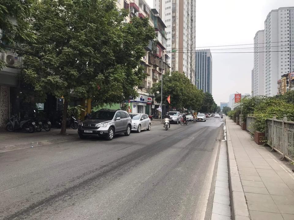 SIÊU MẶT PHỐ- CẦU GIẤY- 50M - 5TANG- 20.2TỶ - KINH DOANH SẦM UẤT- VỈA HÈ