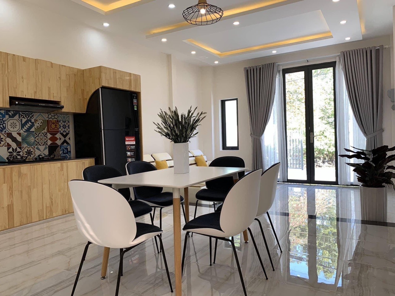 Bán nhà hẻm Xe hơi Nguyễn Trãi, P Nguyễn Cư Trinh, Quận 1. 7 x 18 4 tầng. Giá 25 tỷ