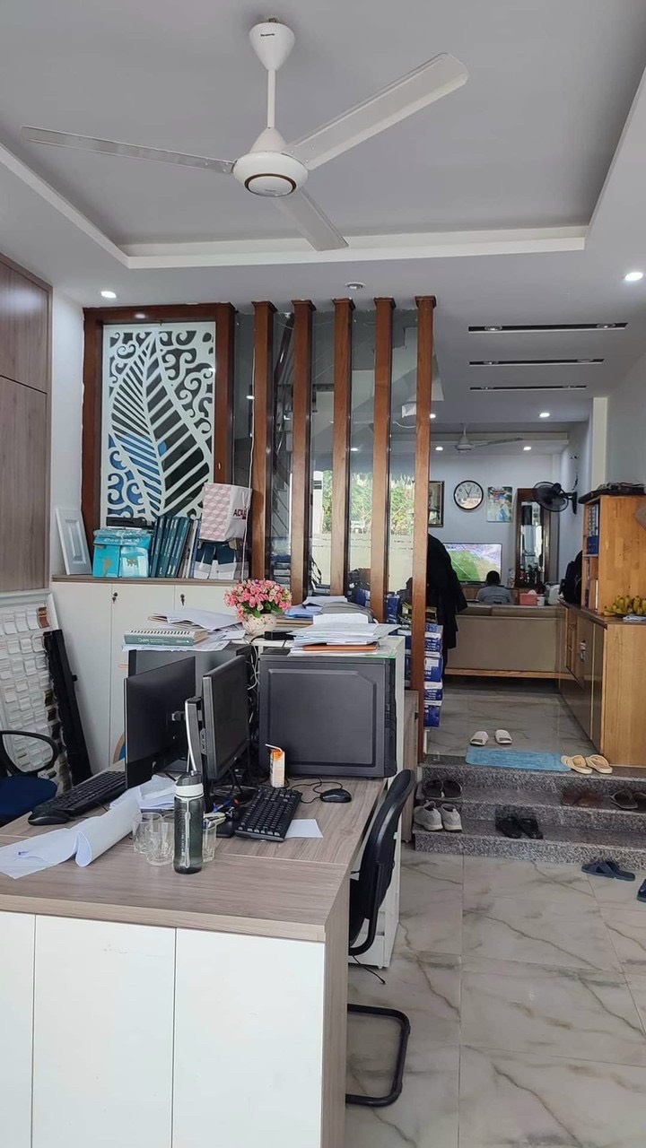 Bán nhà Mặt Phố Nguyễn Công Hoan, Kinh Doanh Đỉnh, Hoàn Kiếm, diện tích 80m2 mặt tiền 5m giá 50tỷ