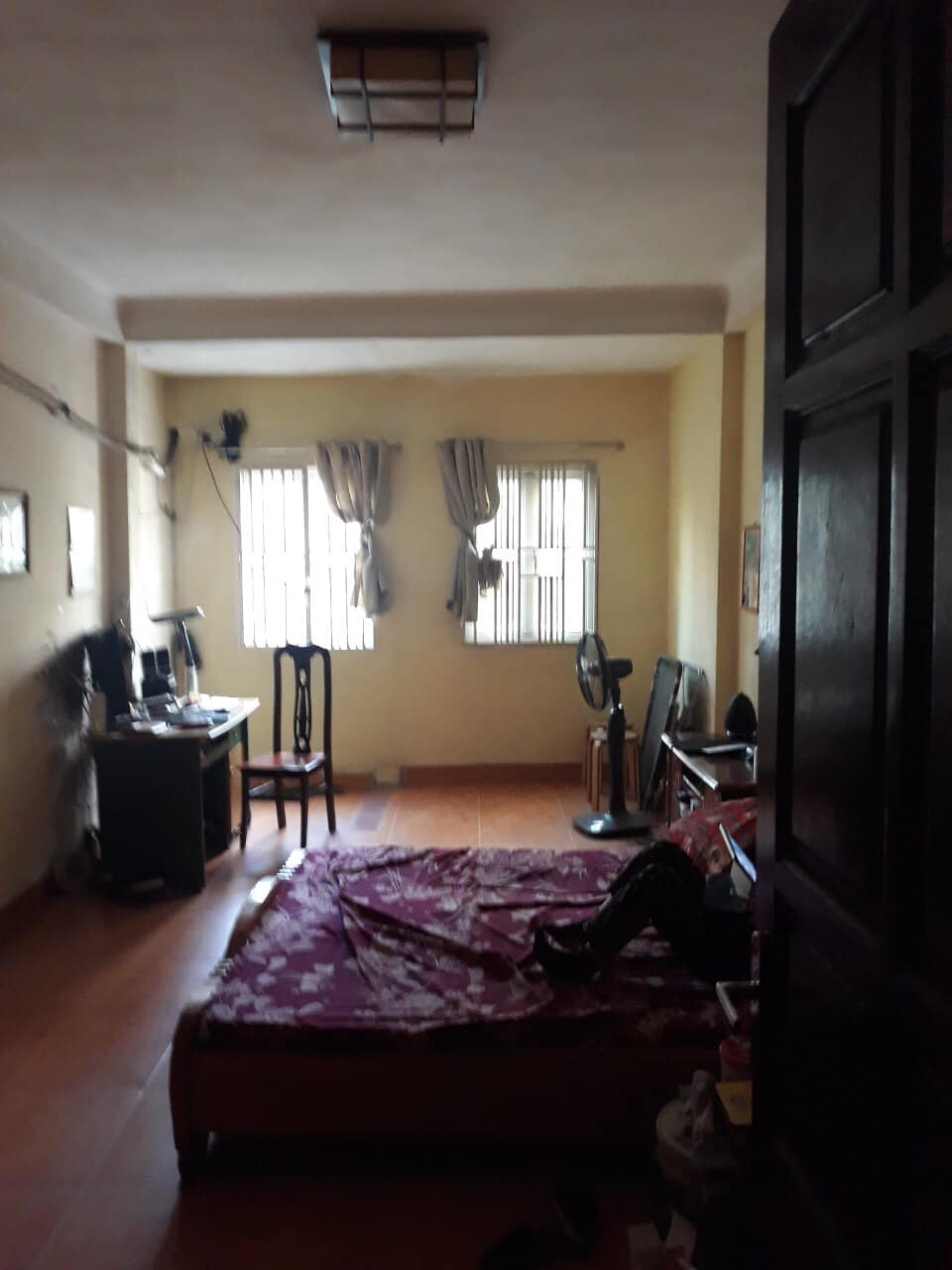 MẶT PHỐ, VỈA HÈ GẦN 10M, CÁCH HỒ ĐIỀU HOÀ VÀ CHỢ HOA KHOẢNG 100M